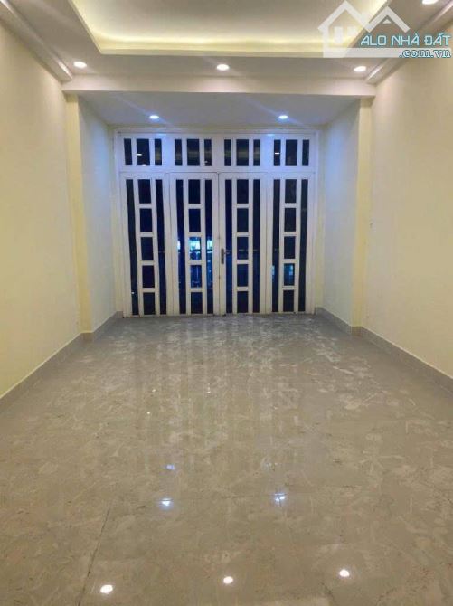MẶT TIỀN ĐƯỜNG 3/2; LÒNG ĐƯỜNG 30M VỈA HÈ RỘNG- CHO THUÊ KINH DOANH, 6 TẦNG - 7