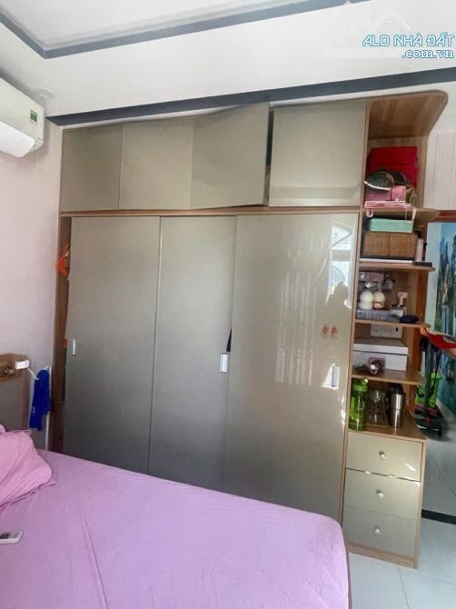 Bán nhà 5 tầng Lê Văn Quới, HXH 8m- 50m2- 5PN - full nội thất cao cấp, chỉ hơn 6 tỷ - 7