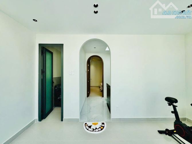 Nhà Đẹp - HXH Phạm Văn Chiêu, Gò Vấp - Trệt, Lửng, 2 Lầu, Sân Thượng - 4,5x11m - 6,990 tỷ - 8