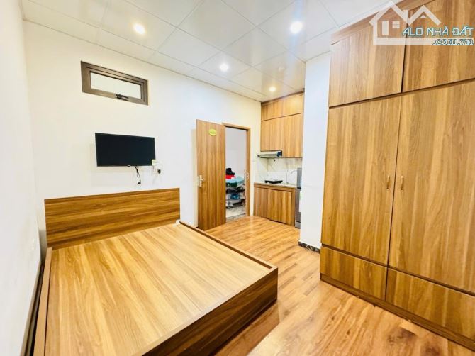 Bán toà dòng tiền Apartment Cầu Giấy 76 căn hộ cho thuê DT 200m ngõ ô tô cách phố 5m - 8