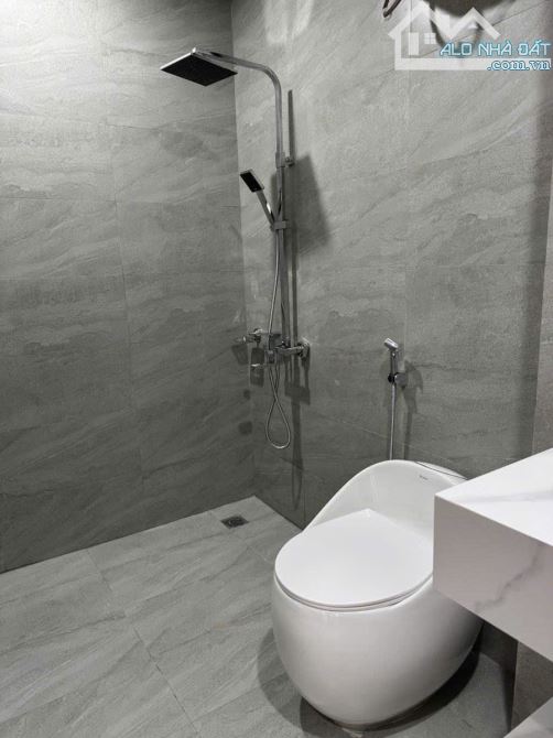 Nhỉnh 12 tỷ ô tô Tránh Nhau . 6 Tầng Thang Máy , Vỉa Hè Đá Bóng Tại trung Tâm Quận Đống Đa - 8