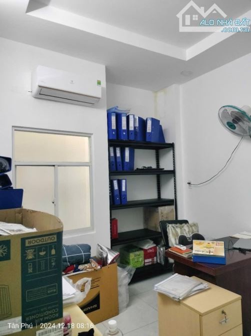 MTKD Nguyễn Xuân Khoát, Tân Phú, 76m2, 4 Tầng, 7,4m x 10,3m, chỉ 15,5 tỷ - 8