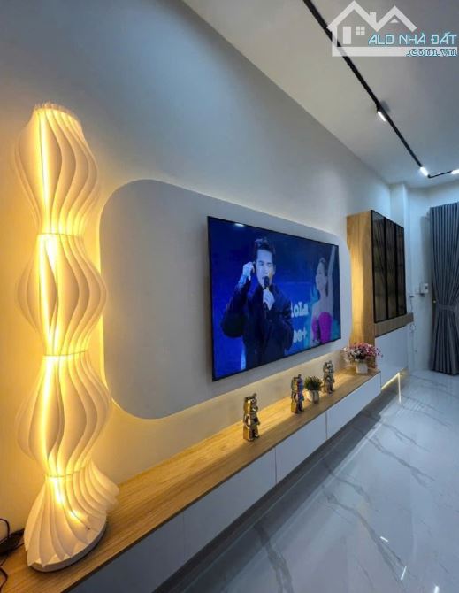 BÁN CĂN GÓC, HXH 5M NGUYỄN THỊ ĐẶNG, Q12 _ NGANG ĐỈNH 7M _ 80M2, 3 TẦNG, 6TY050 - 8