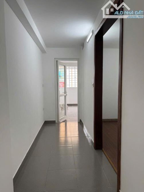 Nhỉnh 12 tỷ ô tô Tránh Nhau . 6 Tầng Thang Máy , Vỉa Hè Đá Bóng Tại trung Tâm Quận Đống Đa - 9