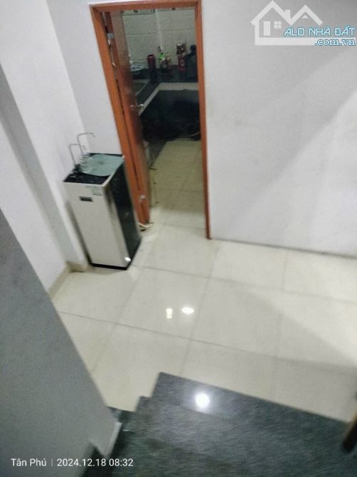 MTKD Nguyễn Xuân Khoát, Tân Phú, 76m2, 4 Tầng, 7,4m x 10,3m, chỉ 15,5 tỷ - 9