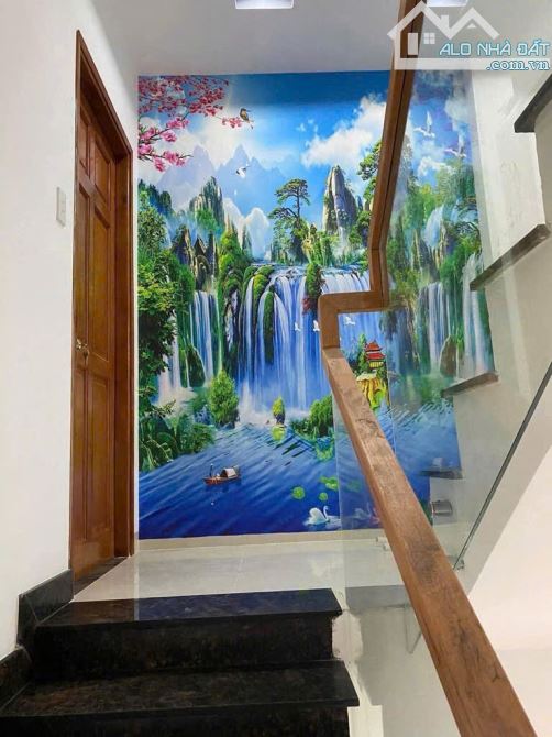 Bán nhà 5 tầng Lê Văn Quới, HXH 8m- 50m2- 5PN - full nội thất cao cấp, chỉ hơn 6 tỷ - 9