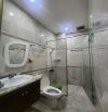 Cần bán Căn Hộ Dịch Vụ Full dòng tiền 300triêu/năm _ ôtô đỗ cửa trên đường Tạ Quang Bửu Qu