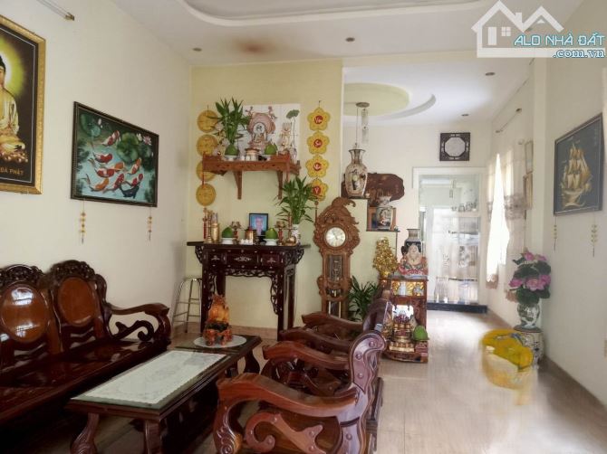 Nhà bán mặt tiền đường Trương Định, gần trung tâm Vincom; sổ hồng 173m2 ngang 5m giá 14 tỷ - 5