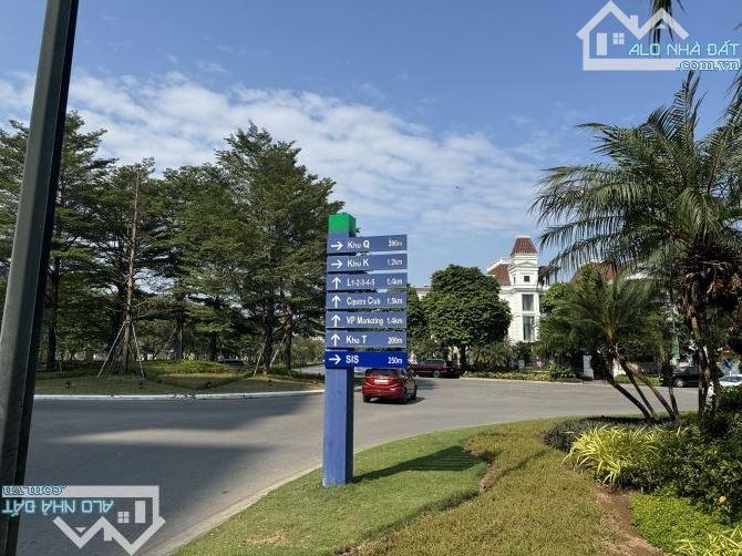 Bán biệt thự lô góc Ciputra – KĐT Nam Thăng Long, 650m², 4 tầng, MT 28M- giá 220 tỷ