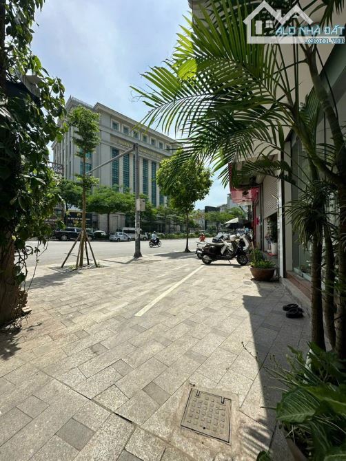 NHÀ ĐẸP MẶT PHỐ XÃ ĐÀN, TT ĐỐNG ĐA, VỈA HÈ RỘNG, KINH DOANH ĐỈNH, Ô CHỜ THANG MÁY, NỞ HẬU.
