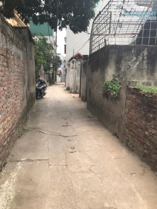 Bán gấp nhà cấp 4 Liên Ninh moring đỗ cửa hàng Fo độc quyền bán 70m giá 5.36 tỷ