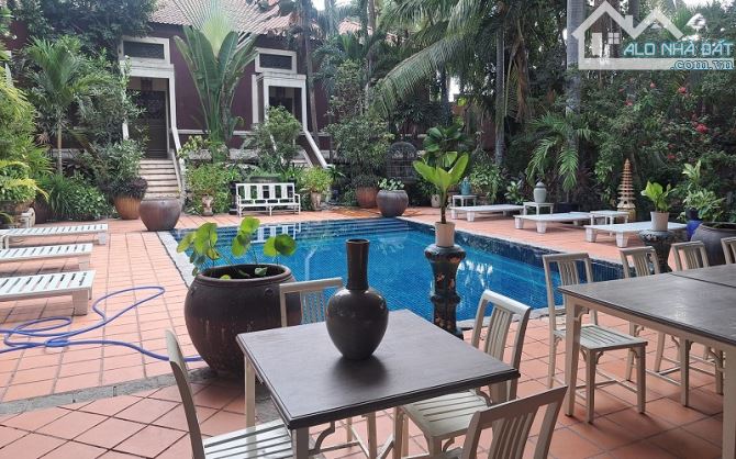 Bán biệt thự MT Nguyễn Thị Phố, Tân Đông Hiệp, Dĩ An, Bình Dương, 4130m2, 2 tầng