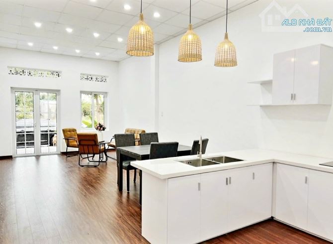 NHÀ CẠNH BIỂN – FULL NỘI THẤT – Ở NGAY – CHỈ 3,1 tỷ