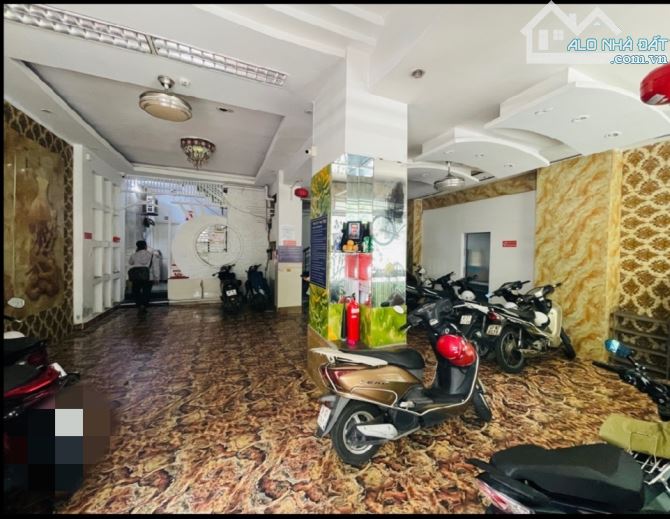 Bán CHDV MT Bàu Cát, P.14, Tân Bình, DT 216m2 - 12 × 18 - 4 tầng,  Giá 45 tỷ TL.
