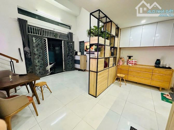 CHỦ SỤP HẦM BÁN NHÀ ĐƯỜNG HUỲNH NGỌC HUỆ 2 MẶT KIỆT CHỈ NHỈNH 2 TỶ