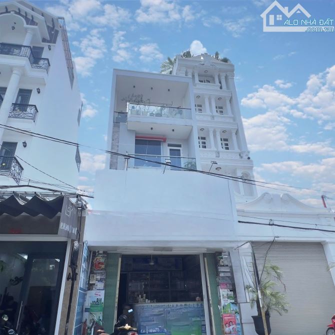 MẶT TIỀN PHAN HUY ÍCH 4 TẦNG 80m², GẦN EMART - CHỈ 10.9 TỶ