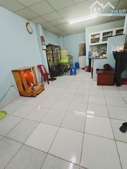 MẶT TIỀN VỪA Ở VỪA KINH DOANH - NGUYỄN VĂN LUÔNG Q.6 - NGANG LỚN 5M NỞ HẬU 10M - DT 210M -