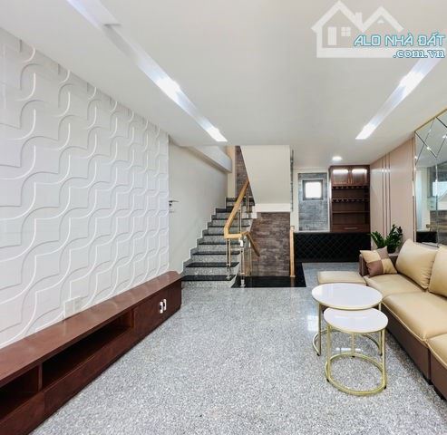 siêu phẩm nhà 5 tầng - full nội thất - hẻm xe hơi - gò vấp!