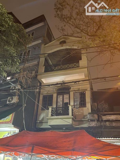 Bán nhà chính chủ tại đường Nguyễn Chính, Hoàng Mai 44m2  Giá chỉ 9,8 tỷ