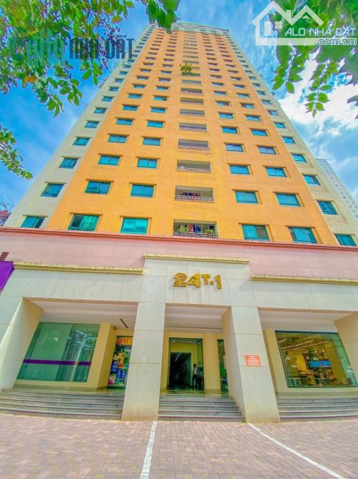 Bán căn 2 ngủ rộng 121m2 tại tòa 24T1 Hoàng Đạo Thúy, Trung Hòa, Cầu Giấy