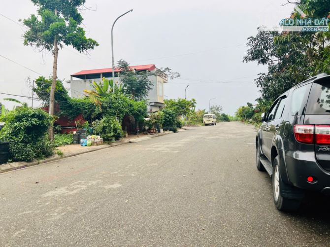 Duy nhất 1 lô tại TĐC đằng sau UBND xã Lê Lợi giá chỉ 2 tỷ