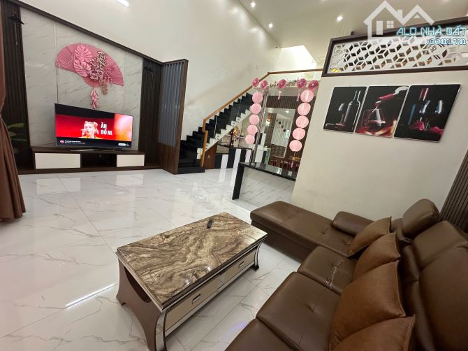 Nhà Đẹp Phạm Ngũ Lão bán nhanh ❌Chỉ 2ty980 6,5x23 bìa sẵn.