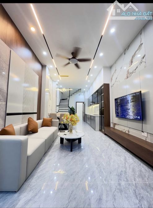 ——-Bán nhà 3 mê, 3 tầng kiệt 313 Nguyễn hoàng đà nẵng.