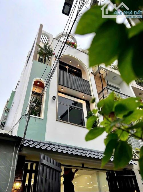 Bán Nhà Gò Gấp 5 Tầng Dưới 7.5 Tỷ, Mới Ở Ngay.