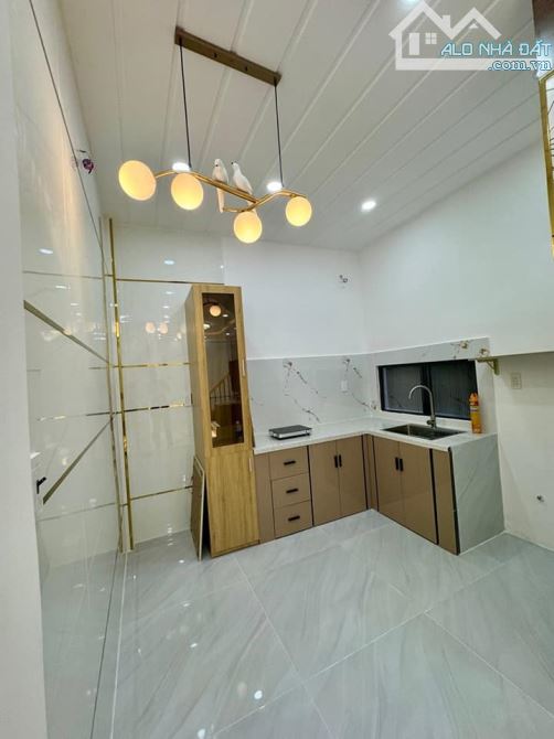An cư-Lập nghiệp tại Kỳ đồng Q3 chỉ 2ty090 SHR hẻm4,5m kề vòng xoay dân chủ 3pn 3wcĐúcBTCT