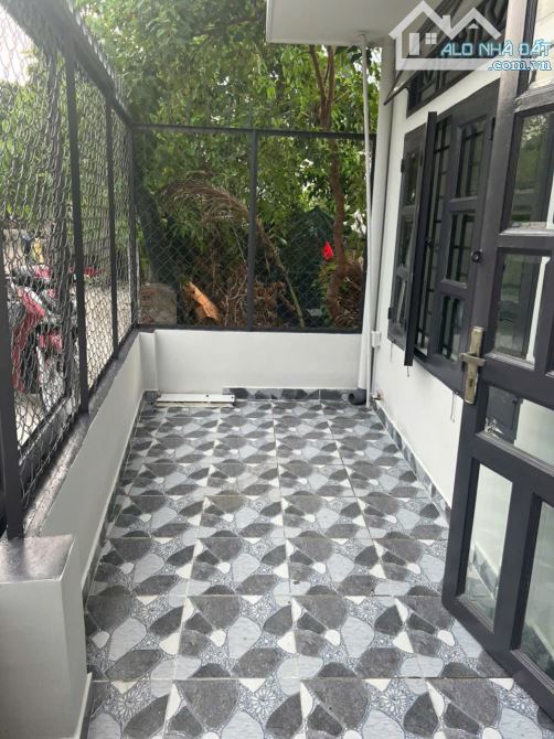 Cho Thuê Nhà gần Đỗ Xuân Hợp 50m2 9tr 1T1L
