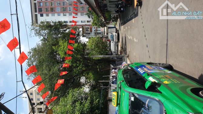 siêu phẩm view cityland parkhills – nhà 5 lầu – thang máy – full nội thất ý!