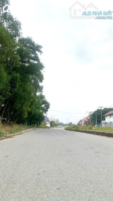BÁN ĐẤT MẶT TIỀN SUỐI NHUM, LINH XUÂN – THỦ ĐỨC