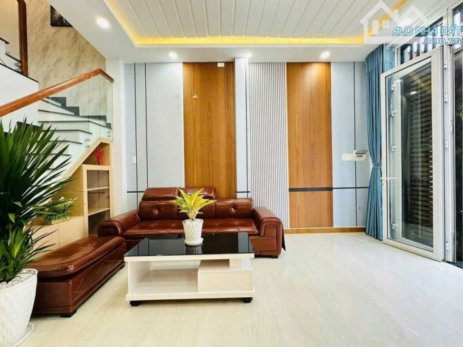 Siêu phẩm 3 tỷ Đ.Phạm Văn Hai, P3, Q.Tân Bình, 70m2, sẵn HĐ thuê tiện kinh doanh, SHR