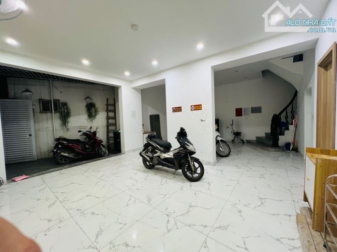 ĐÊ LA THÀNH - NHÀ DÒNG TIỀN , DIỆN TÍCH 80M NGÕ RỘNG CÁCH MẶT PHỐ 50m