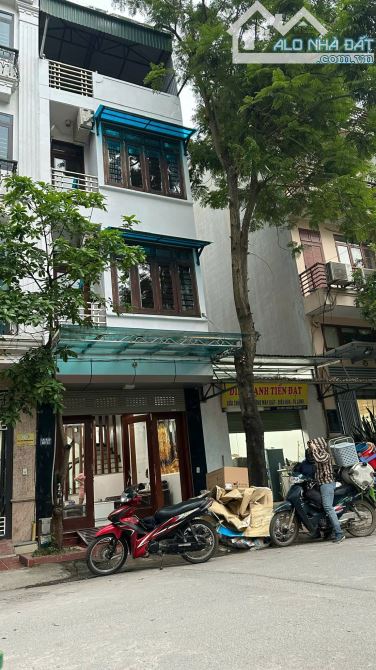 Bán nhà riêng Dịch vụ Mậu Lương, Hà Đông, kinh Doanh ô tô Đỗ,50m 4 tầng giá 12,6 tỷ