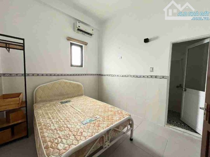 NHÀ NGHỈ ,APPARMENT ĐƯỜNG ĐINH CÔNG TRỨ