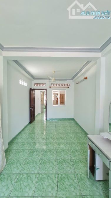 🌈Bán nhà 3 tầng hẻm ô tô thông đường Hồng Bàng - Bạch Đằng - Phước Tiến. Giá 6 Tỷ - Tp Nh