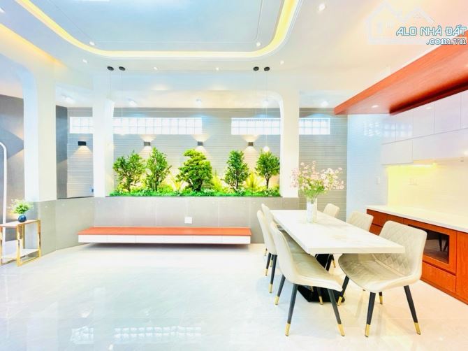 NHÀ PHAN VĂN TRỊ GÒ VẤP 8x6,8M GIÁ 6,8 TỶ SÁT BÊN CITYLAND PARK HILLS 4 TẦNG KHU ĐỒNG BỘ