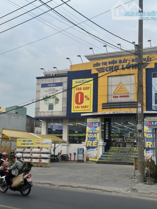 BÁN GẤP NHÀ XƯỞNG MT 8M - NGANG 6M - 125 M2 - NHỈNH 7 TỶ.