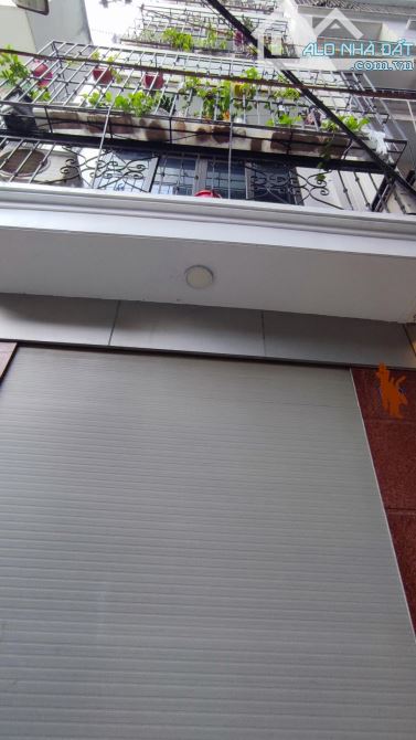 Bán nhà riêng 36m2, lô góc 2 thoáng, ngõ thẳng tắp, gần phố - Trịnh Đình Cửu