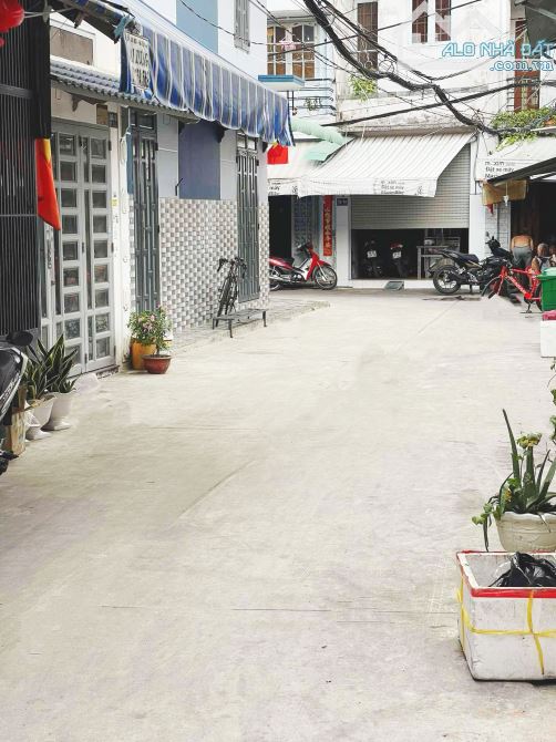 NHÀ ĐỖ NHUẬN - 58M2 - 4 TẦNG  BTCT - 10PN - DÒNG TIỀN 25TR/TH - Ô TÔ SÁT CỬA - CHỈ 5TỶ NHỈ