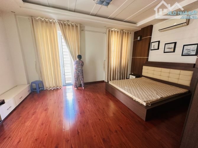 Nhà Phố Quá Đẹp, Tâm Huyết Chính Chủ Đời Đầu, HXH Phan Đăng Lưu, 145m2, 4 Tầng, Giá Thơm