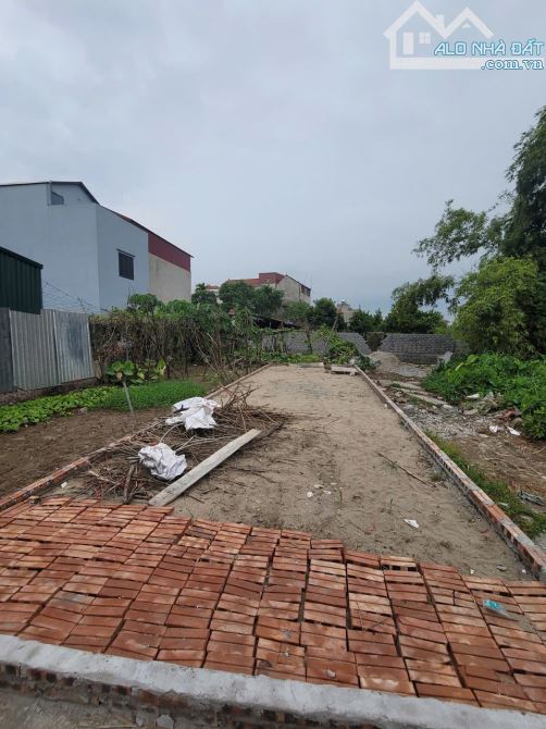 ĐẤT ĐẸP TẠI VẠN PHÚC 2 - THANH TRì, Ô TÔ VÀO ĐẤT CHỈ NHỈNH 2 TỶ