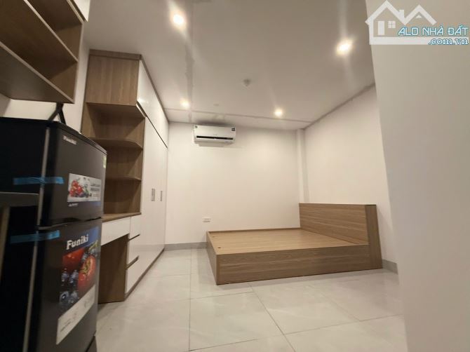 TOÀ CCMN MỄ TRÌ HẠ - DT 61M – 15.65 TỶ - NGÕ RỘNG GẦN Ô TÔ – XÂY MỚI DÒNG TIỀN 80TR