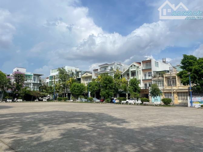 Hẻm 5m, ngang 5mx12, 1/ Lê Trọng Tấn, 5.6 tỷ