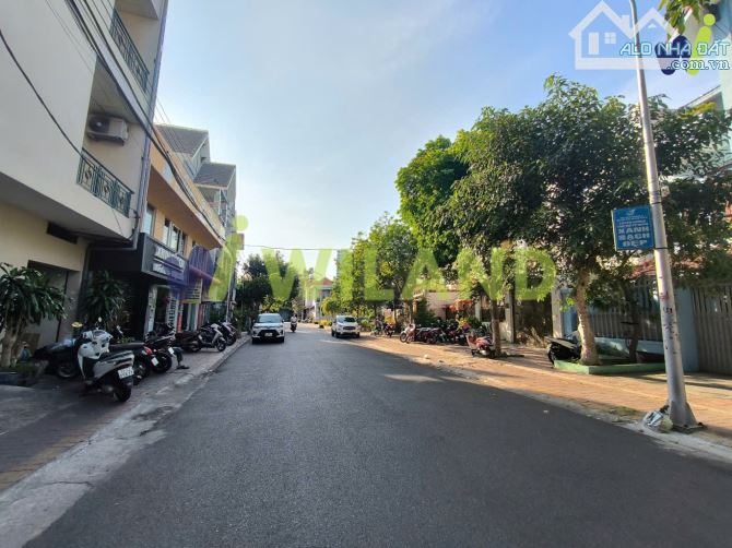 BÁN NHÀ NGUYỄN LƯƠNG BẰNG P9,DT 112M2 , KHU DÂN TRÍ CAO, NHÀ HOÀN CÔNG GIÁ 14 TỶ TL