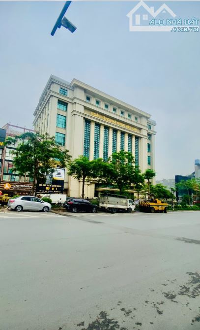 CỰC HIẾM, Bán nhà mặt phố Xã Đàn, Vip, vỉa hè rộng, 43m2*6T GIÁ MỀM, GẤP