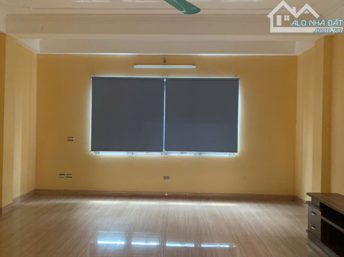 Siêu Phẩm Nhà Dân Xây Kiên Cố Siêu Rộng Ở Mậu Lương,Ngõ Thông,KD Nhỏ.Gía 11Tỷ Có TL
