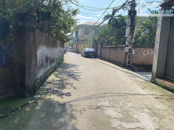 BÁN ĐẤT GIA BÌNH, BẮC NINH. 85M2 * MT 5M * 2,05 TỶ. LÔ GÓC, ĐƯỜNG  Ô TÔ.