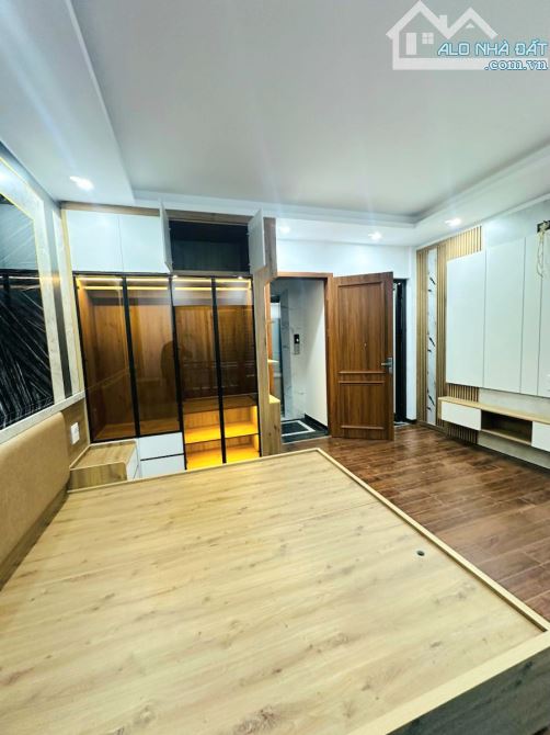 34M2 - MT 4,5M - NGÕ THÔNG - 20M Ô TÔ TRÁNH - CHỈ 7,9 TỶ - ĐỘI CẤN